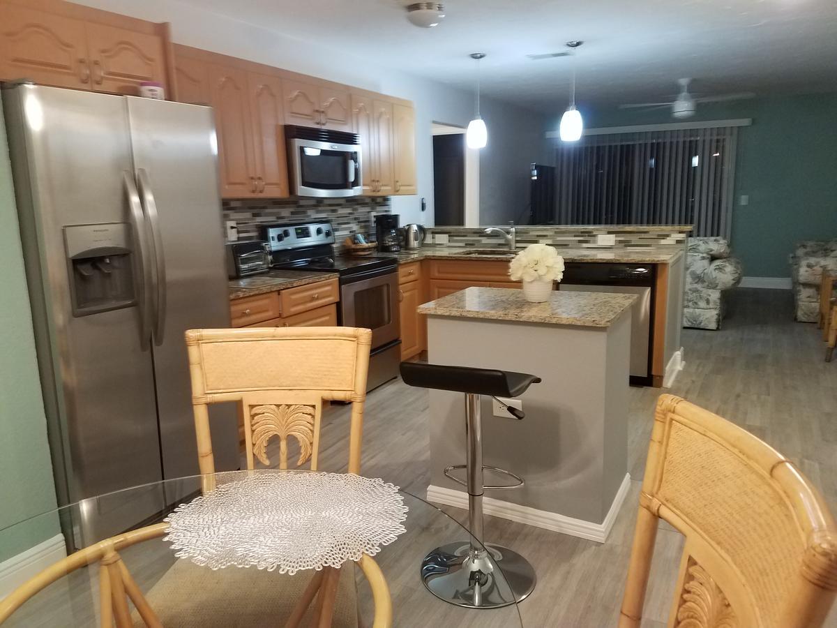 2Br/1Ba Vacation Rental - Sienna Park Sarasota Zewnętrze zdjęcie